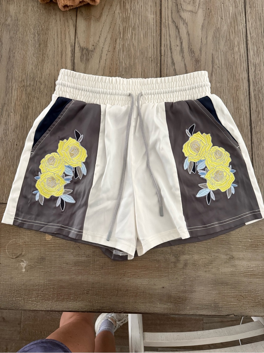 Free People Movement In The Ring Shorts Green and Grey Size M - Picture 2 of 5